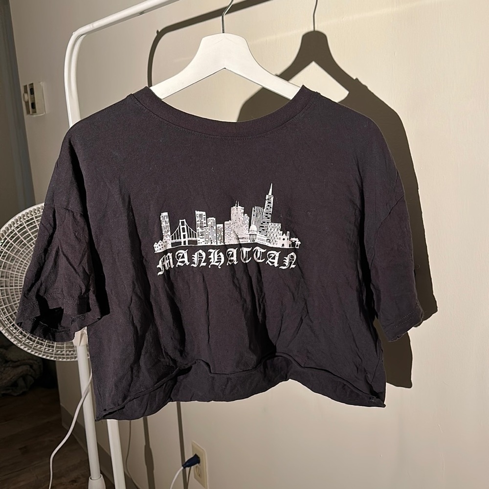 cropped NY shirt